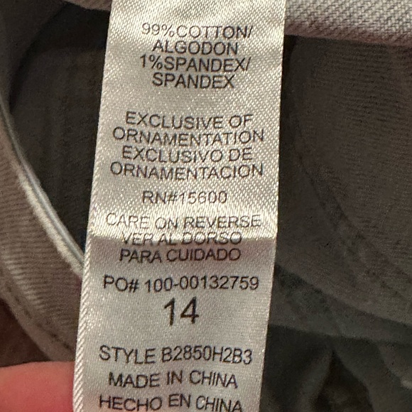 NWT Democracy
Women's "Ab" Solution Skyrise Frayed-Hem Wide-Leg Boyfriend Jeans - Picture 14 of 15